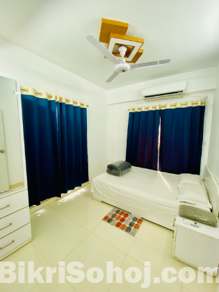 Furnished Two-Bed Flat Rent in Bashundhara R/A